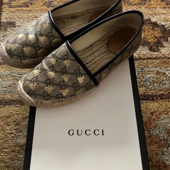Gucci Supreme Bees Espadrilles-Sold - Picture 2 of 6